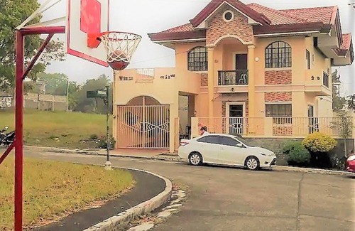 Tagaytay House | Tagaytay rest house where you can enjoy the beauty of nature and Tagaytay City!