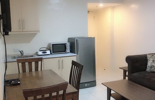 Silang Condo | Comfortable Tagaytay Staycation: 1BR Unit with Pool
