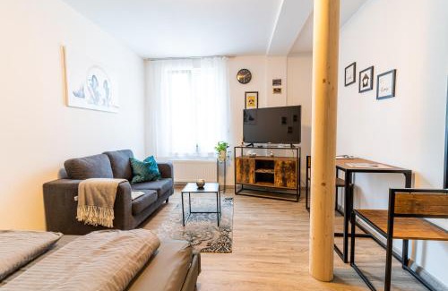 Tuttlingen Apartment | Discover TAGBLATT Apartment 6: Top-Rated Stay with Dining