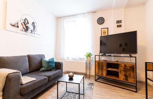 Tuttlingen Apartment | Inviting TAGBLATT Apartment 1 with Pool & Restaurant