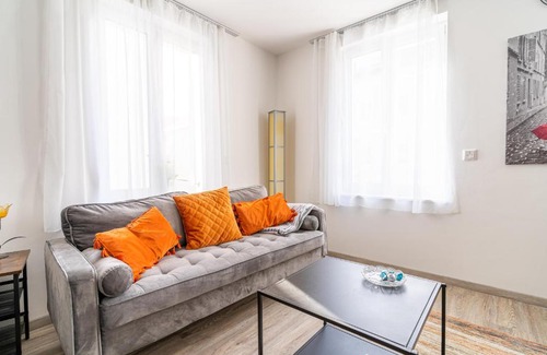 Tuttlingen Apartment | Inviting TAGBLATT Apartment 1 with Pool & Restaurant