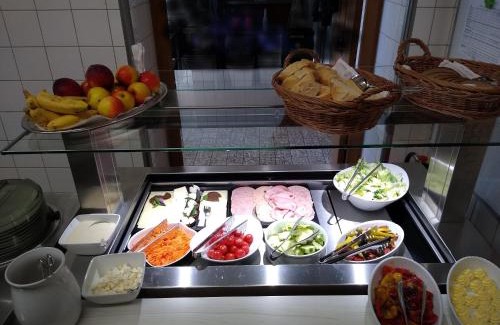 Reimlingen Hotel | Discover Tagungshaus Reimlingen: Family-Friendly Retreat