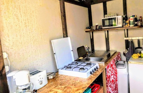 Taha'a Apartment | Cozy Polynesian Bungalow for Seasonal Rental in Tahaa