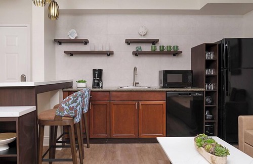 Las Vegas Apartment | Relax at Tahiti Village Resort & Spa with Ocean Views