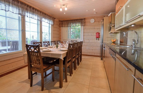 Tahkovuori Cottage | Relax at Tahko Hills: Lake View, Spa & Family-Friendly Fun