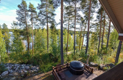 Tahkovuori Cottage | Relax at Tahko Hills: Lake View, Spa & Family-Friendly Fun