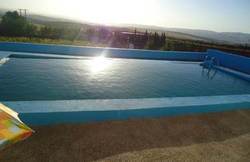 Matmata Hotel | Relax at Tahla Garden: Oceanfront Retreat with Pool & Spa