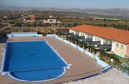 Matmata Hotel | Relax at Tahla Garden: Oceanfront Retreat with Pool & Spa