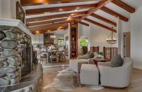 Kings Beach House | Lakeview Comfort: Pet-Friendly Stay with Spa & Hot Tub