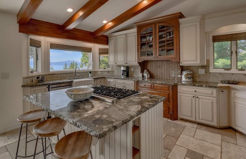 Kings Beach House | Lakeview Comfort: Pet-Friendly Stay with Spa & Hot Tub