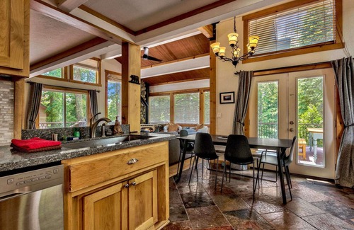 Kingswood Estates Cabin | Experience Tahoe Trail House: Hot Tub & Trails Await You