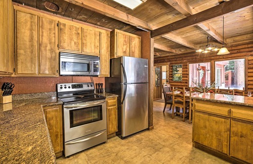 Kings Beach Cabin | Pet-Friendly Tahoe Vista Cabin with Deck Near Kings Beach