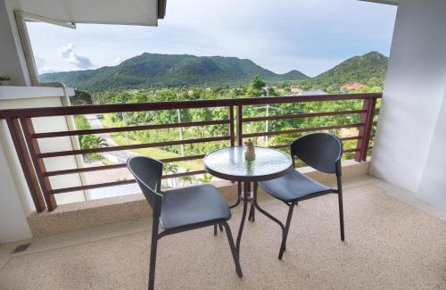 Hin Lek Fai Resort | Relaxing Oceanfront Stay at Tai-Pan Resort and Condominium