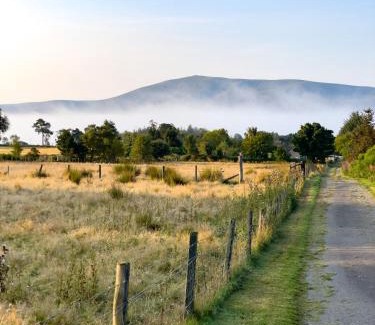 Archiestown House | Taighsona Bothy, Speyside - Breathtaking Views Await You!