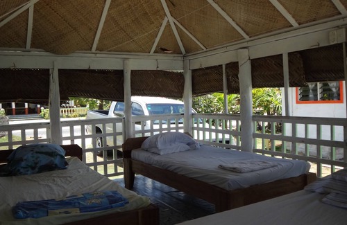 Manase Hotel | Beachfront Bliss at Tailua Beach Fale - Child-Friendly Retreat