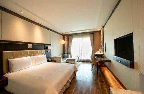 Agra Hotel | Experience Taj Hotel & Convention Centre, Agra - 5-Star Comfort