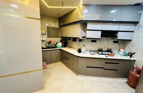 Rakabganj Bed & Breakfast | Exceptional Taj Castle Boutique Homestay for Families
