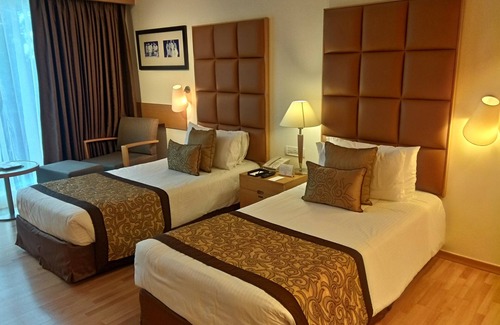 Kishangarh Hotel | Experience Taj Chandigarh: A 5-Star Retreat with Spa & Pool
