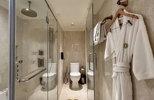Varanasi Hotel | Relax at Taj Ganges, Varanasi - 5-Star Pool & Spa Retreat
