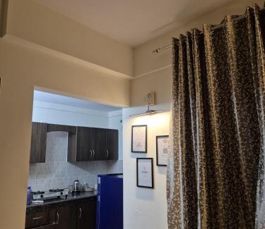 Taj Ganj Apartment | TAJ SERENITY-Cozy Apartment for 4