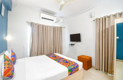 Rakabganj Hotel | Budget-Friendly Supreme Guest House with Family & Pet Welcome