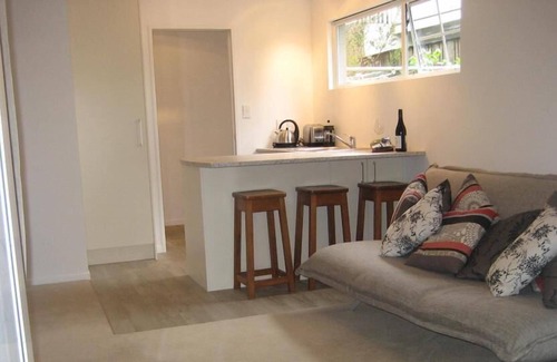 Takapuna Condo | Takapuna Beach Studio
