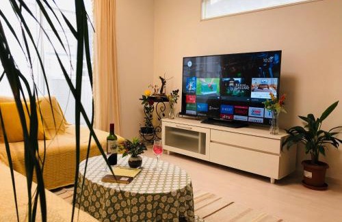Shinkoiwa House | Cozy Takara House: Family-Friendly with Kitchen Amenities