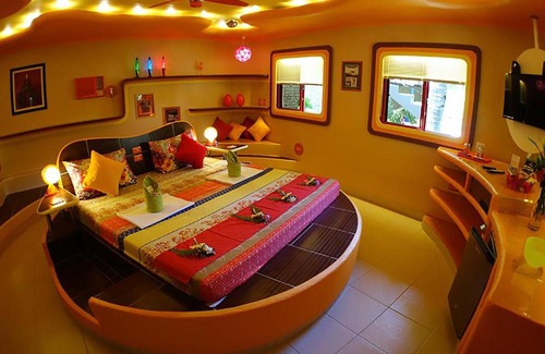 Sipalay Resort | Beachfront Bliss at Takatuka Beach Resort - 4-Star Escape