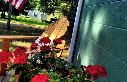 Harrison Cabin | Relax at a Unique Cottage with Pool and Family Amenities
