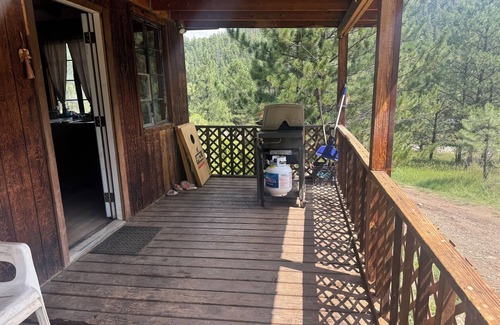 Tererro Cabin | Relax at a Unique Tranquil Getaway - Pet and Child Friendly