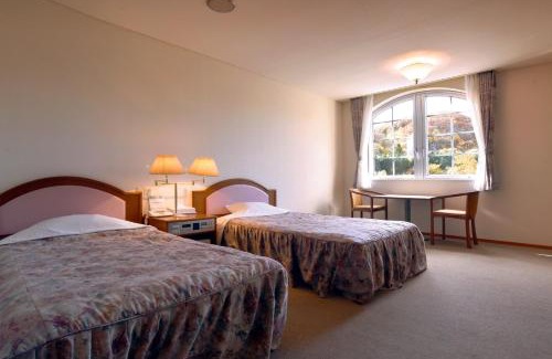 Takinoue Hotel | Discover Comfort at Takinoue Hotel Keikoku with Hot Tub