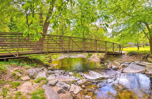 Takoma Park Apartment | Inviting Takoma Park Apt with Hot Tub & Fire Pit Near DC