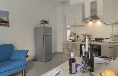 Sampieri Apartment | Discover Talìa Luna: Oceanfront Stay with Spa & Pool