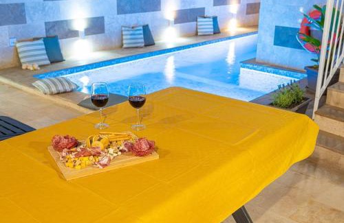 Kercem House | Experience Tal-Andar Farmhouse: Oceanfront Retreat Awaits
