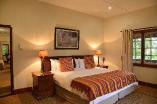 Eston Cabin | Discover Tala Collection Game Reserve: Family-Friendly Retreat