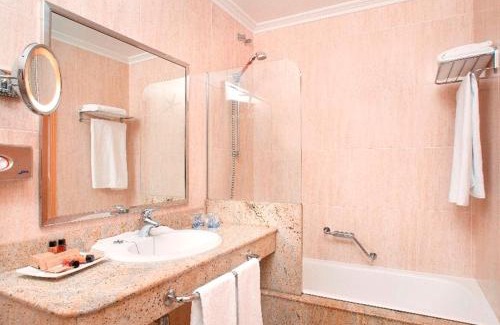 As Marinas Resort | Relaxing Talaso Atlántico with Spa and Ocean View Amenities