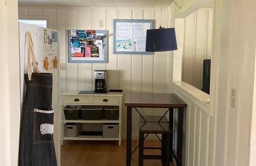 Brewster Cottage | Discover Sunset Bay: Walk to Brewster’s Paine Creek Beach