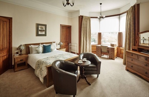 Nairn Bed & Breakfast | Experience Tali Ayer: 4-Star Stay with Family-Friendly Perks