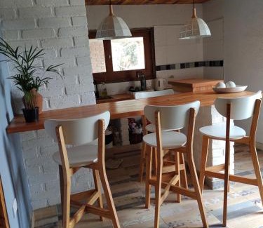 Tanti House | Relax at Talita Cumi: Family-Friendly with Pool & Hot Tub