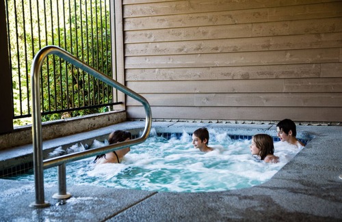Fall City Cabin | Experience Tall Chief RV & Camping Resort with Great Amenities