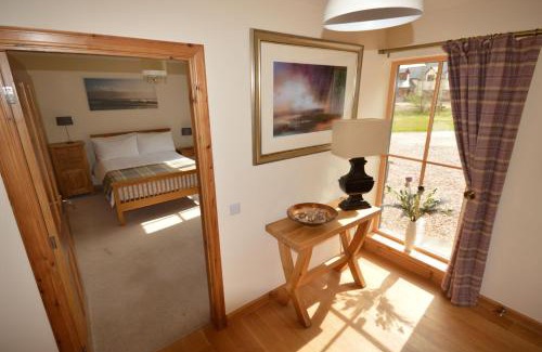 Spean Bridge House | Explore Oceanfront Tall Pines Apartment with Family-Friendly Amenities