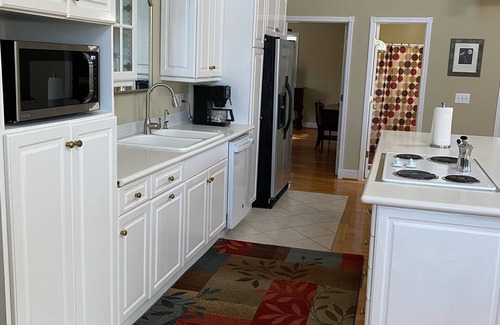 Oxford House | Top-Rated Talladega Nights: Comfort Near Choccolocco Creek
