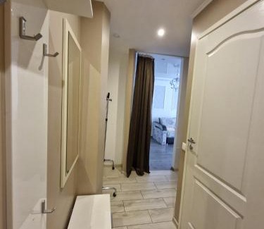 Narva Apartment | Pet-Friendly Retreat at Tallinna mnt 15 Apartment