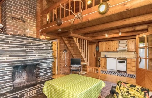Pertunmaa House | Experience Tallukka by Interhome: Lake View & Spa Retreat