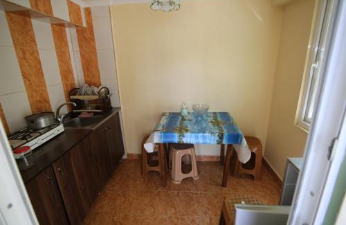 Makhinjauri House | Pet-Friendly Talo's Guest House with Ocean Views