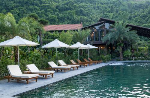 Hoa Lu Resort | Unforgettable Tam Coc Retreat Ninh Binh with Pool & Hot Tub