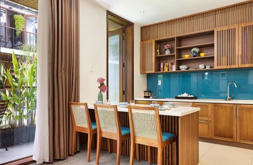An Hai Đong Hotel | Discover Tam House Villa Hotel with Pool and Breakfast