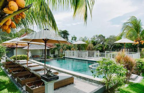 Pecatu House | Experience Taman Asih Bingin Homestay with Oceanfront Pool