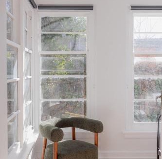Trevallyn Apartment | Tamar River Views Mid-Century Vibes