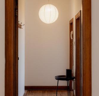 Trevallyn Apartment | Tamar River Views Mid-Century Vibes